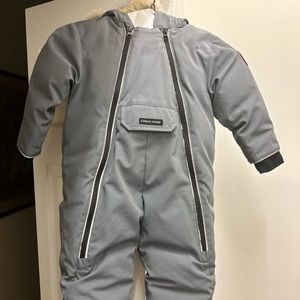 Kids Canada Goose snow suit